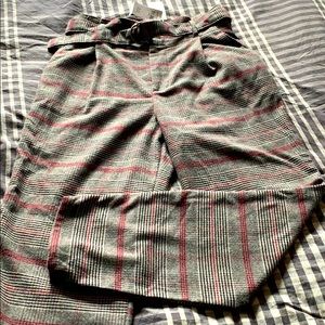 Hollister woman’s slacks